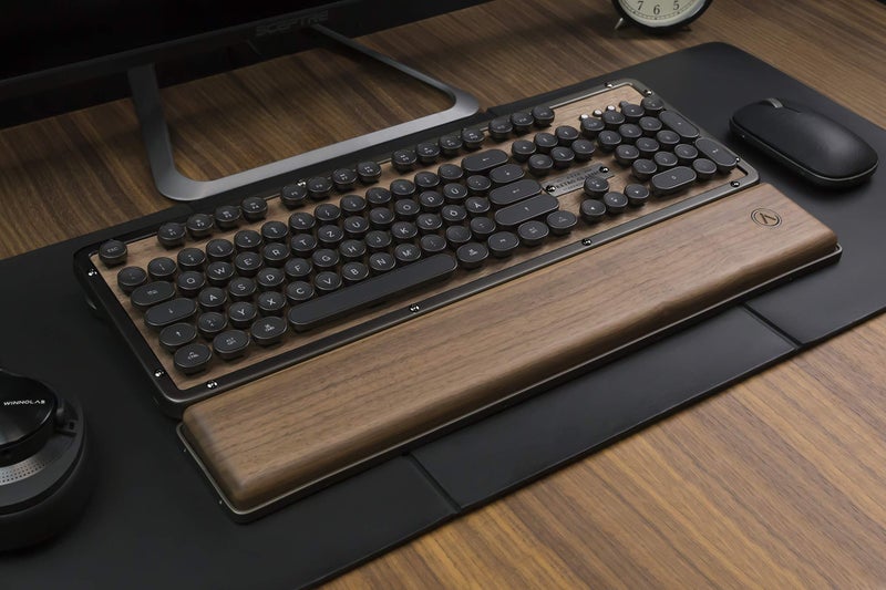 AZIO Retro Classic Palm Rest - Image 4